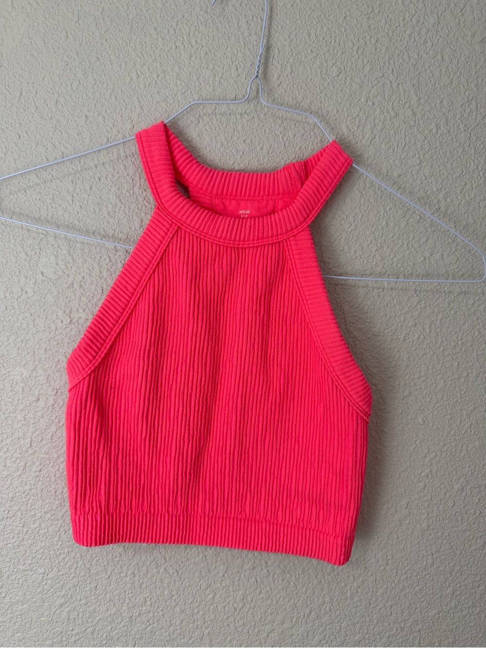 aerie Hot Pink Ribbed Crop Top Sz small